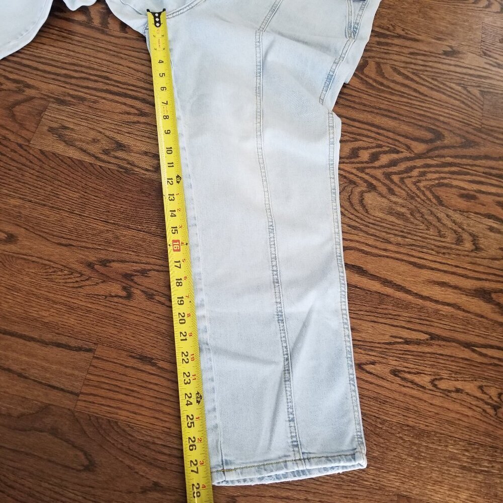 NWT Universal Threads High Rise Slim Straight Light Wash Stretch Jeans Size 18 - Picture 7 of 8